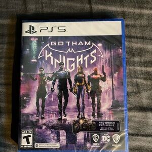 Gotham Knights for PS5 new with pre order bonus